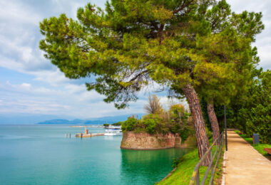 Caserma XXX maggio a Peschiera del Garda