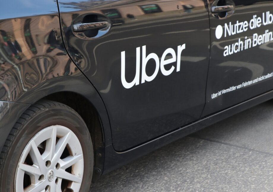 Dibattito sui robotaxi a Washington D.C.