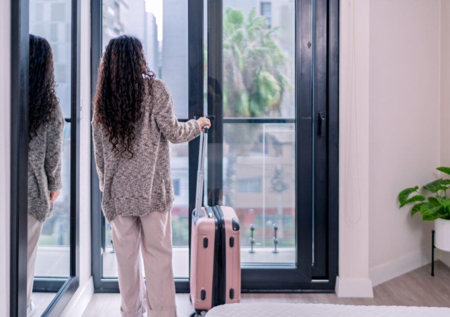 Truffe case vacanza e intelligenza artificiale