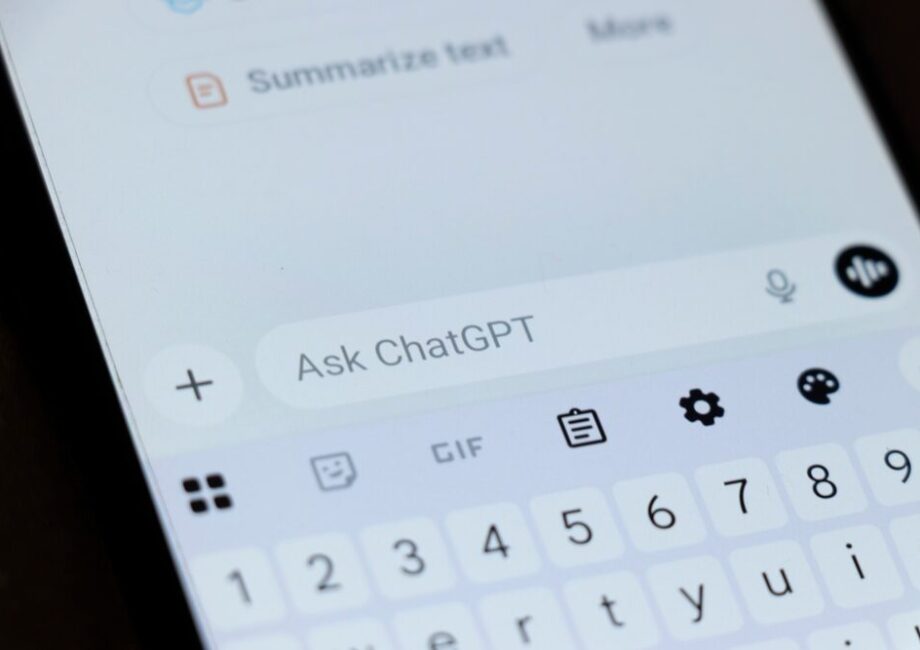 ChatGPT Work su mobile per la gestione delle attività quotidiane