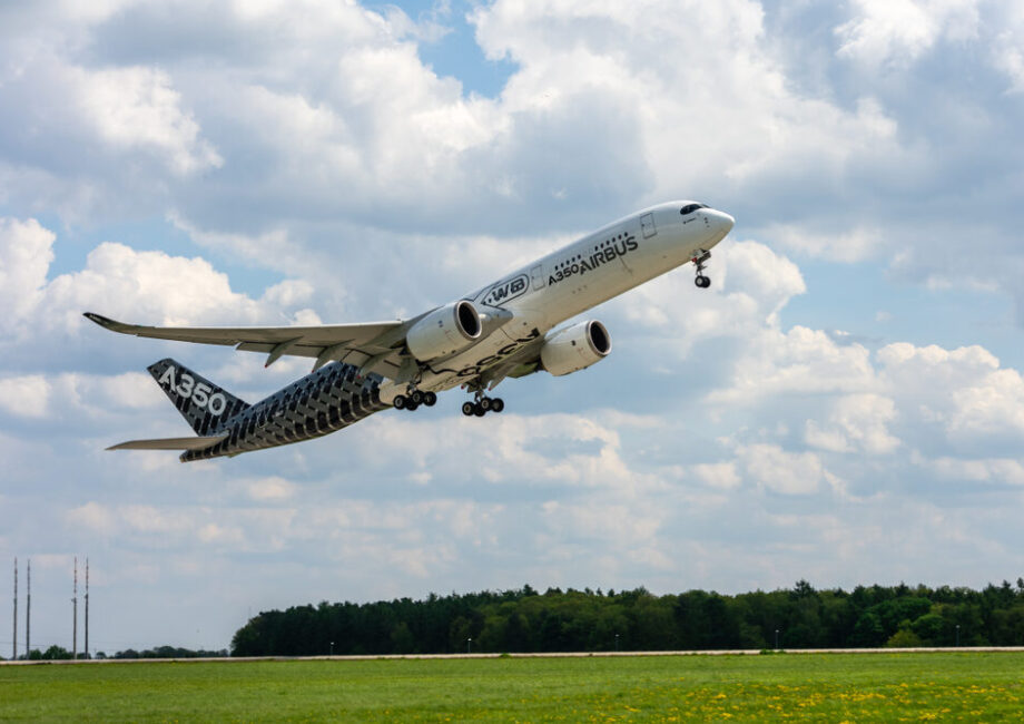 Primo volo dell'Airbus A350F