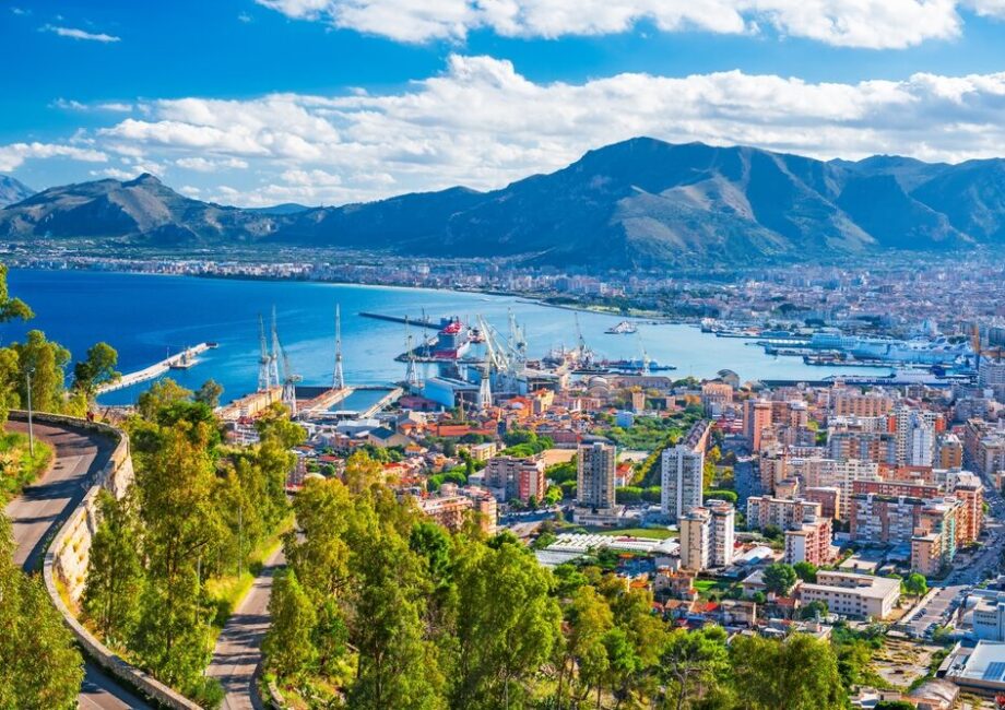 Cantiere navale di Fincantieri a Palermo
