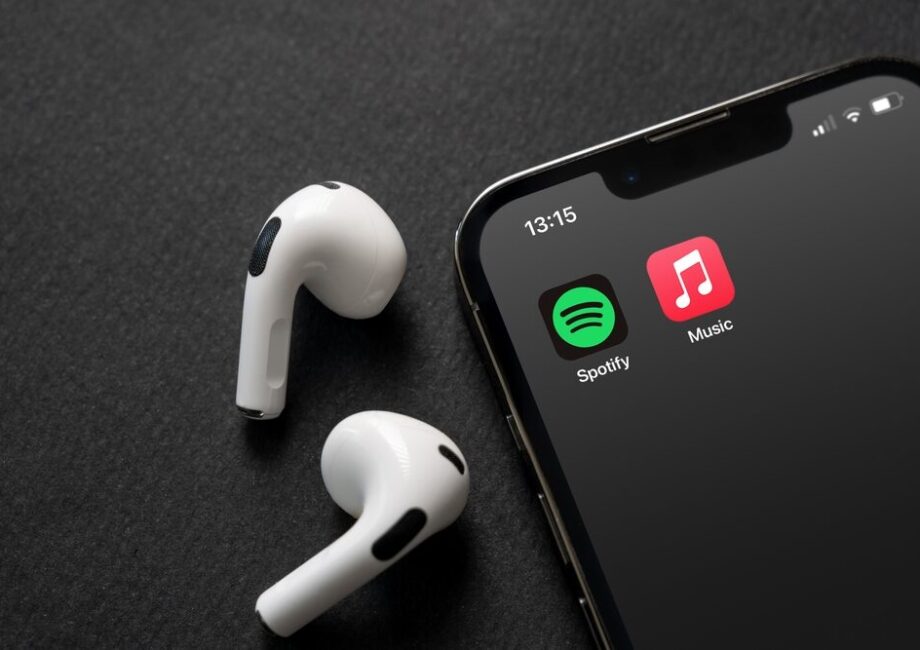 Modifiche ai servizi di streaming musicale di Apple Music e Spotify