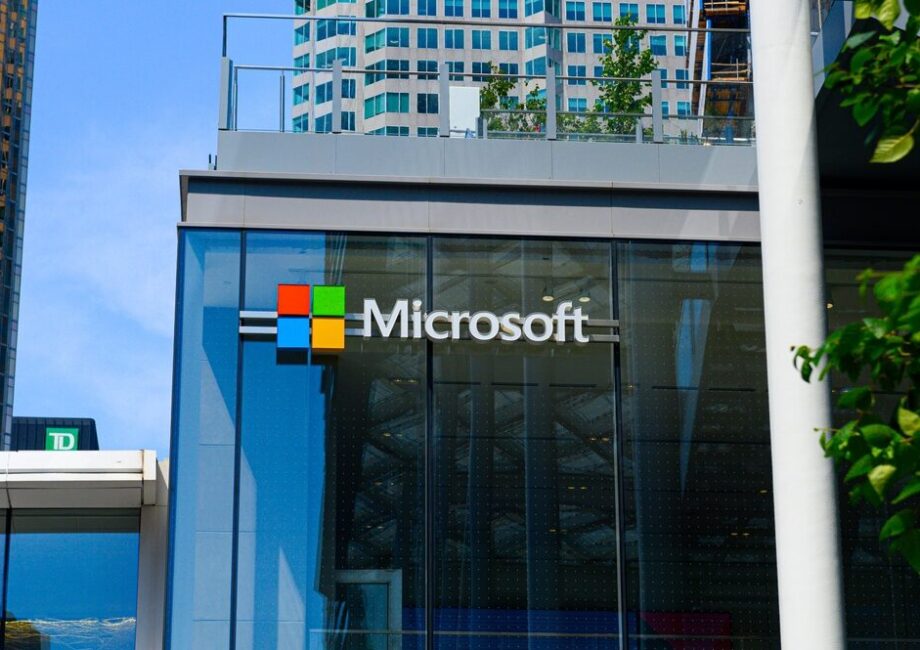 Microsoft e sindacati degli insegnanti siglano accordo sull'AI