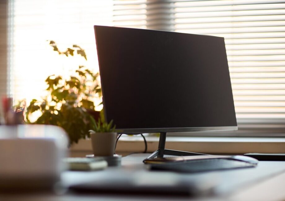 Dock USB-C Wavlink con supporto per tre monitor