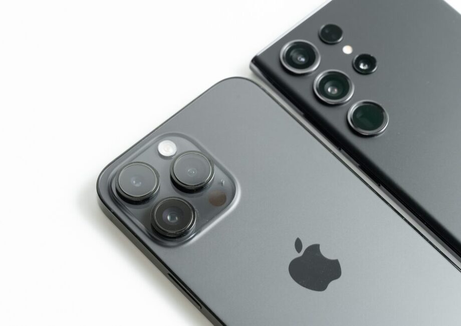 Confronto fotocamere iPhone 18 Pro e Samsung Galaxy S26 Ultra